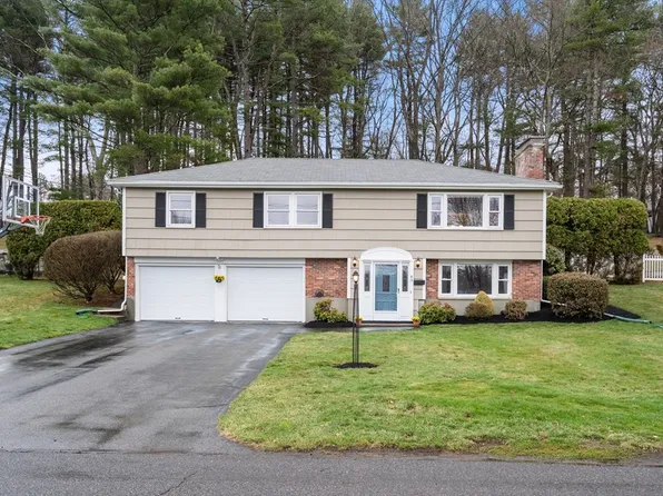 43 Lanewood Ave, Framingham, MA 01701
