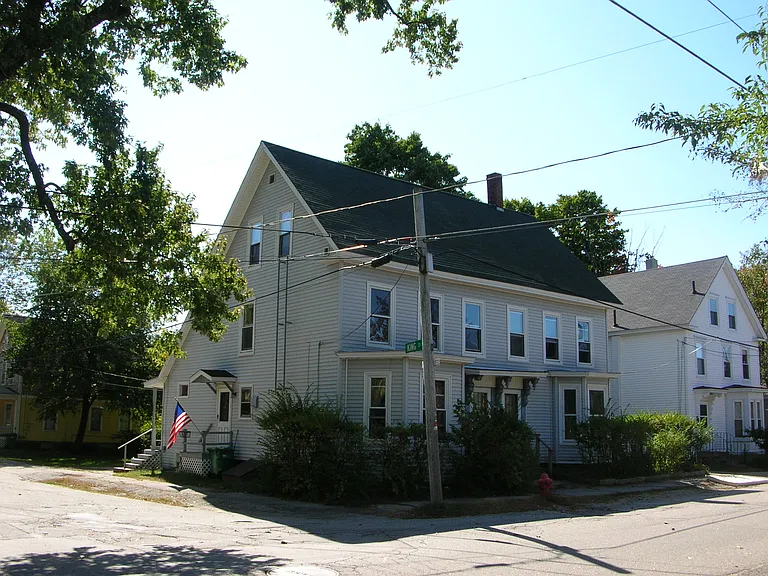 1 King St — Photo 1