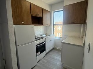 30-01 37th St #3, Astoria, NY 11103