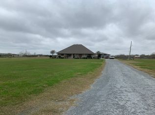 9342 Simon Lebleu Rd #R, Lake Charles, LA 70607