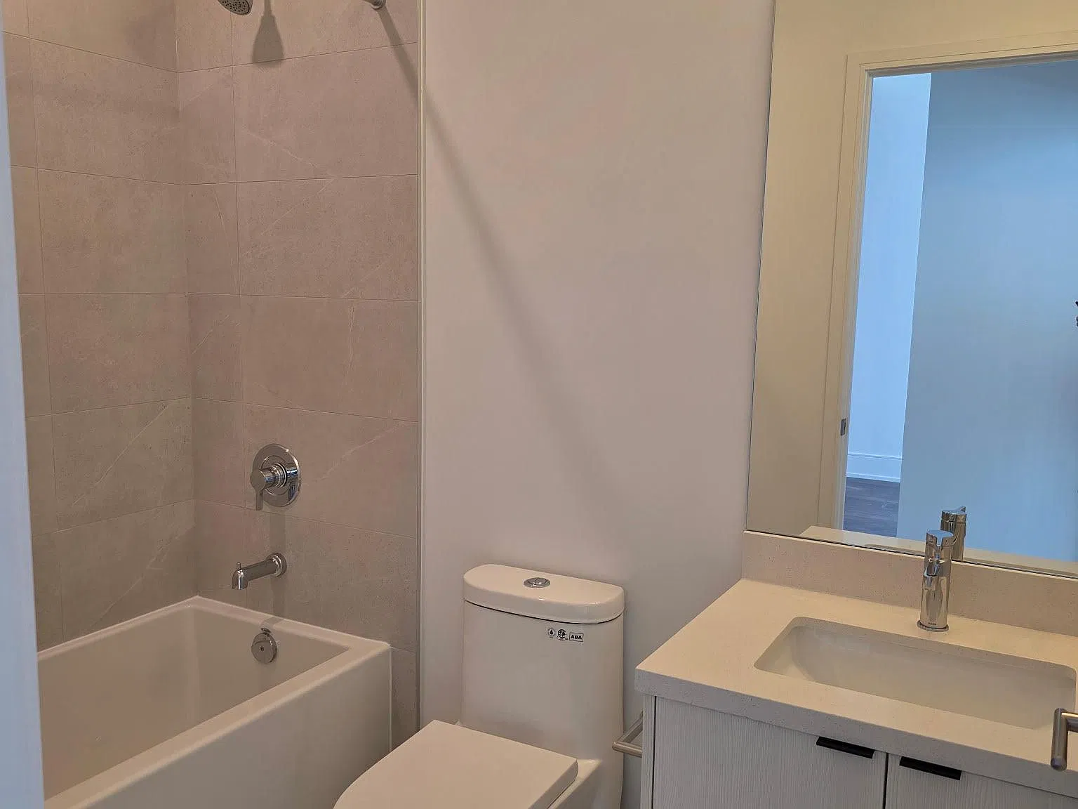 2 bed, $2,550 — Photo 4