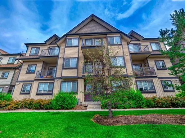 121 E Copperpond Cmn SE #1218, Calgary, AB T2Z 5B6