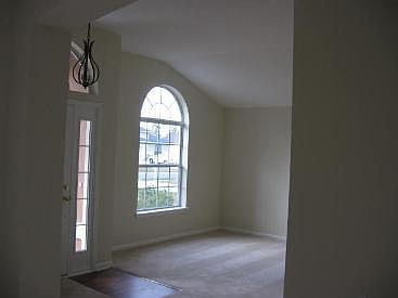 3rd image of 86784 Riverwood Dr