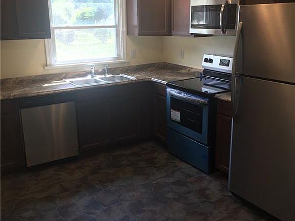 3rd image of 3702 Ammons Ave