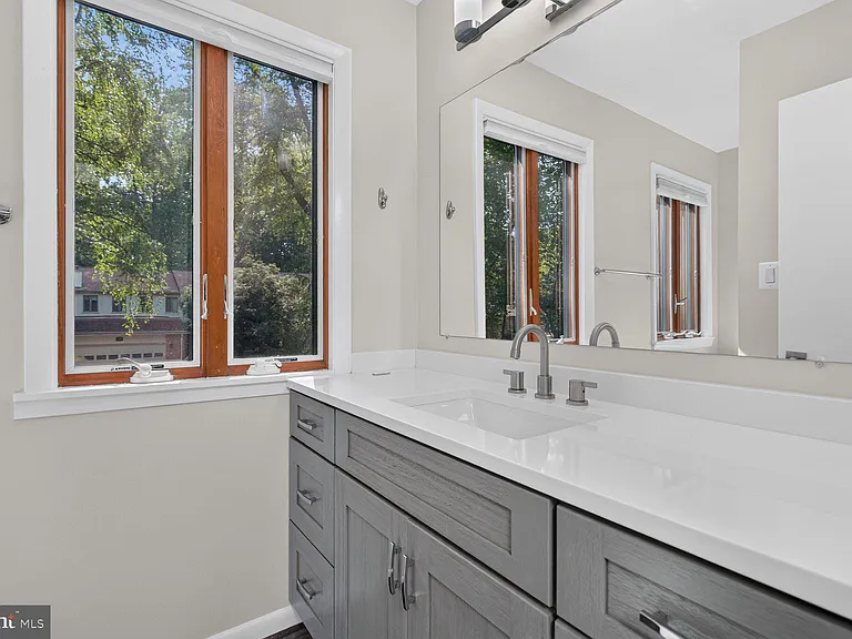 3615 Devilwood Ct — Photo 27