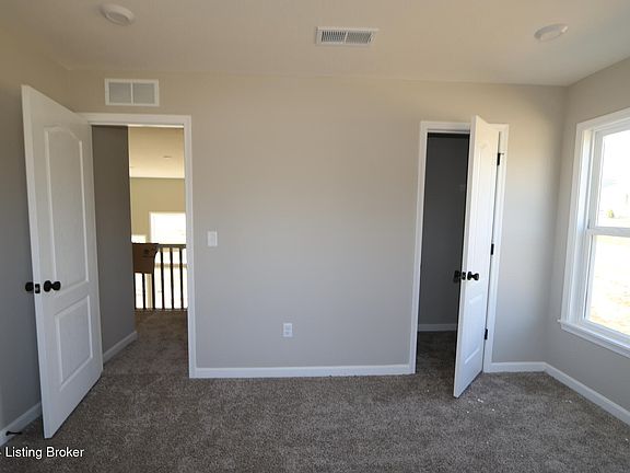 2nd image of 105 Broken Arrow Ct
