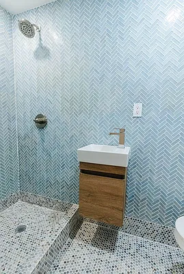 Rented by Avenues Real Estate | media 7