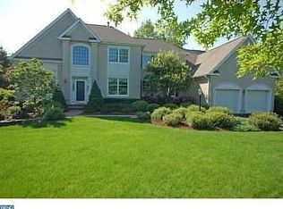 3 Cascade Ct, Skillman, NJ 08558