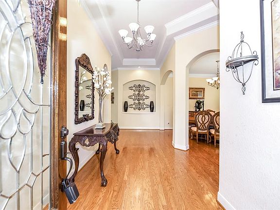 3rd image of 2113 Verona Dr