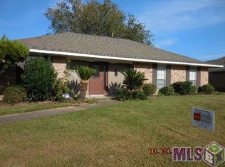 10675 Willowood Dr, Baton Rouge, LA 70811