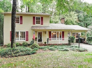 2215 Dover Pl, High Point, NC 27265