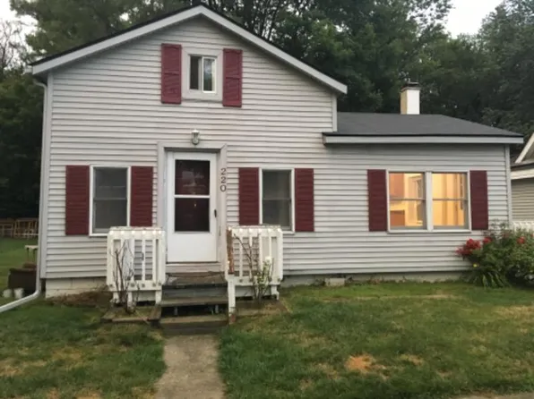 220 N East St, Brighton, MI 48116