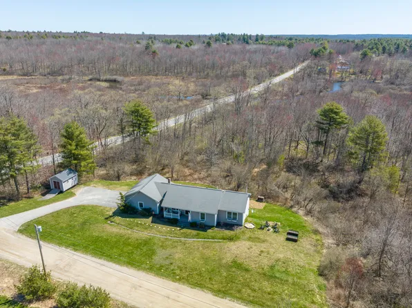 4 Meadow Way, Richmond, ME 04357
