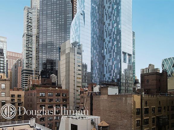 3rd image of 120 Central Park S APT 17F