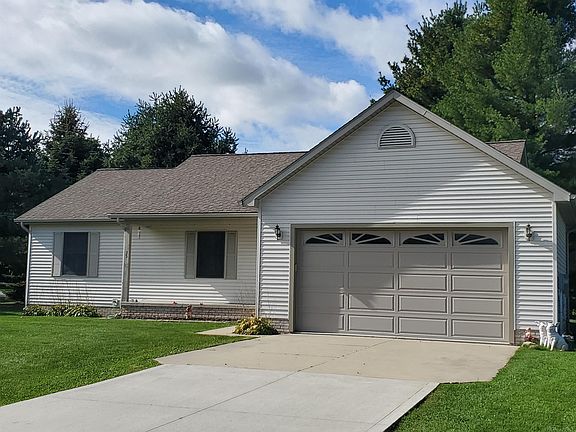 2nd image of 35 Austin Dr