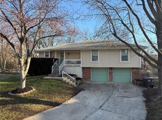 18008 E 25th Street Ct S, Independence, MO 64057