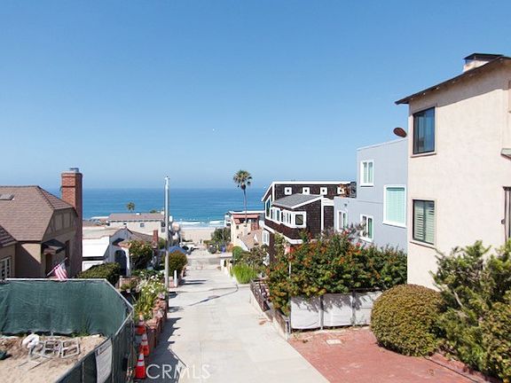 2nd image of 223 32nd St
