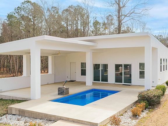 5th image of 8 Stone Trl