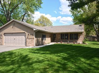 655 Eunice Cv, Somonauk, IL 60552