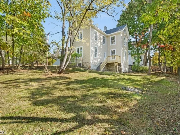 4 Church St, High Bridge Boro, NJ 08829