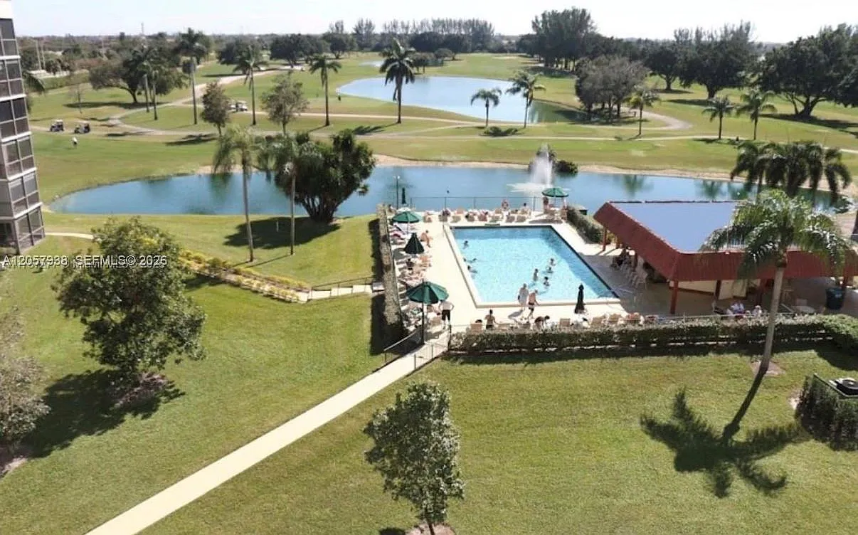 Hollybrook Golf And — Photo 1