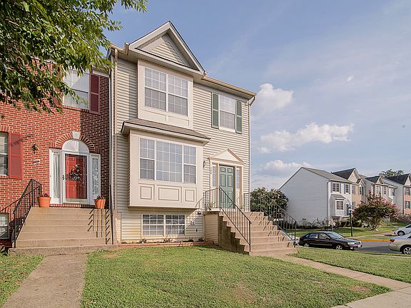 2nd image of 200 Barrows Ct