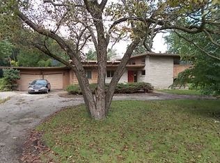 319 Sugar Valley Rd, Joliet, IL 60433