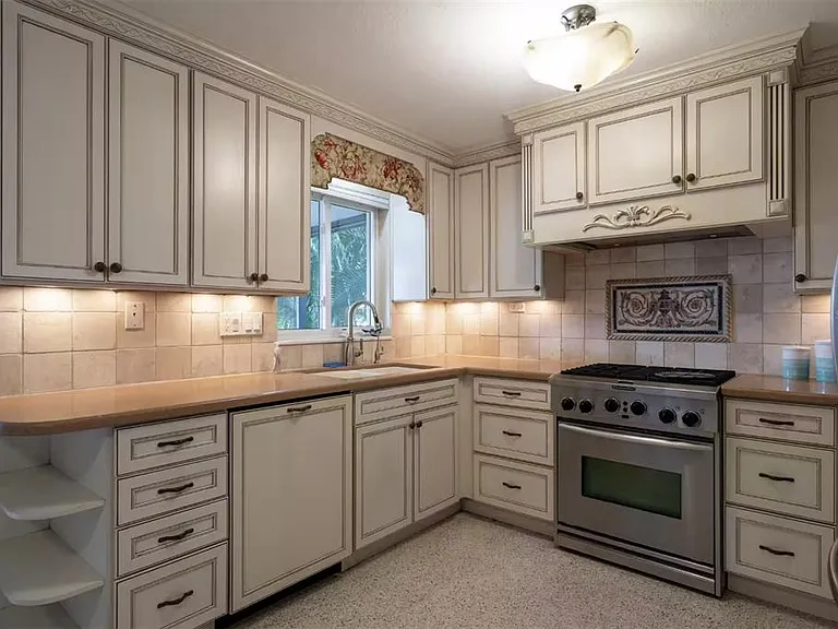 378 Westwinds Dr — Photo 31