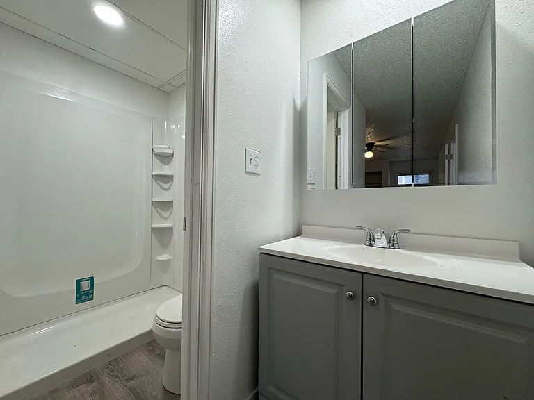 2170 N 10th St #3 — Photo 6
