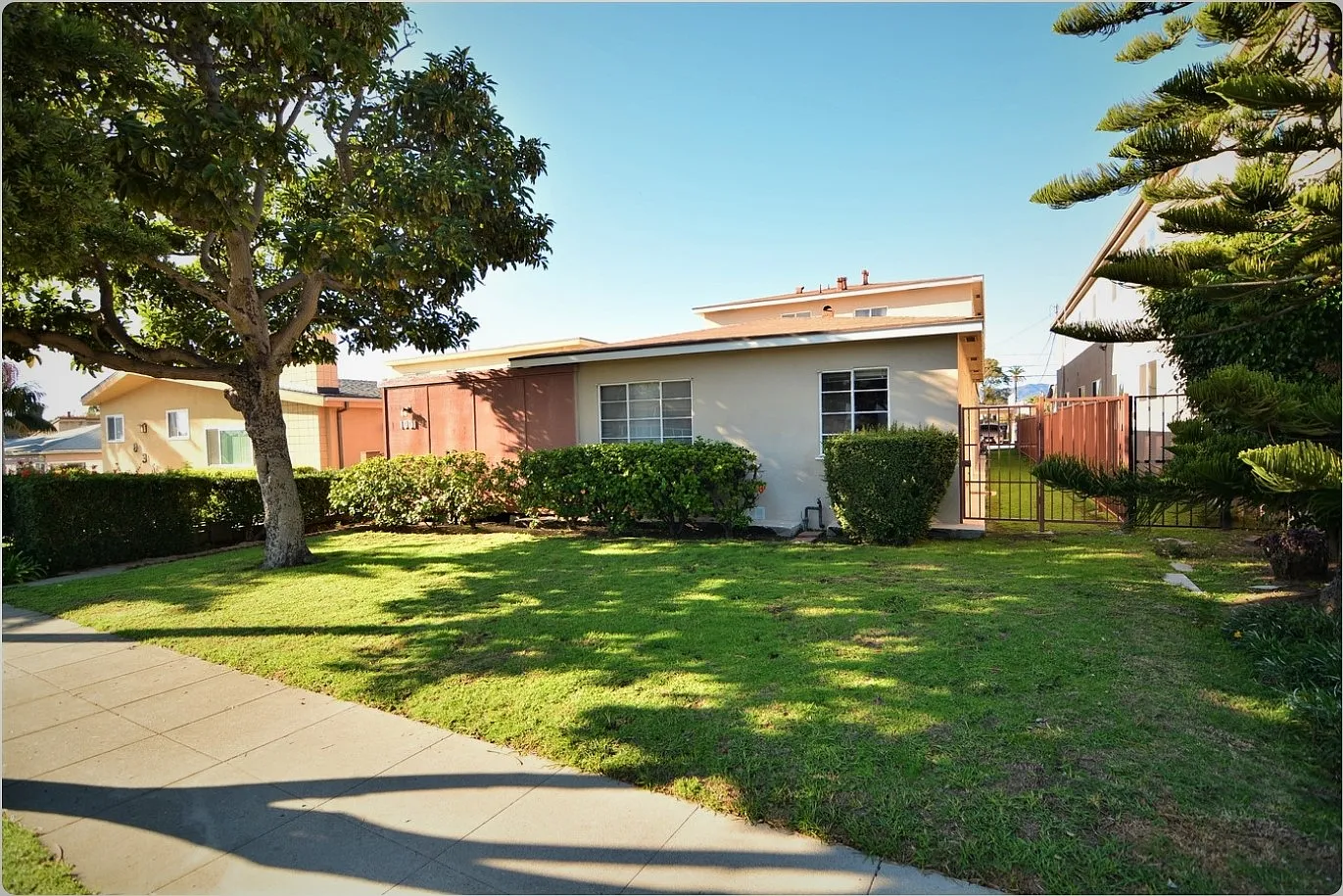 1 bed, 650 sqft, $2,350 — Photo 1