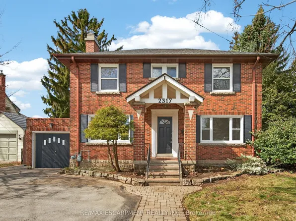 2317 Lakeshore Rd, Burlington, ON L7R 1B3