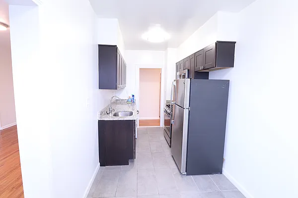 Rented by A&E Real Estate Management | media 5