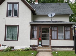 270 E Jackson Ave, Hampshire, IL
