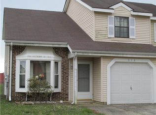 218 Green Blade Dr, Dover, DE 19904