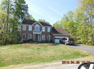 5012 Queensbury Cir, Fredericksburg, VA 22408