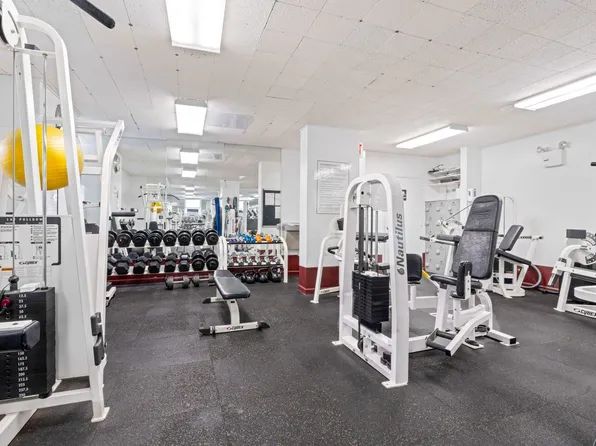 230 Jay Street image 10 of 12