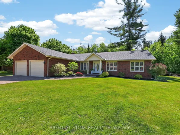 23 Holloway Ln, Springwater, ON L9X 0M7
