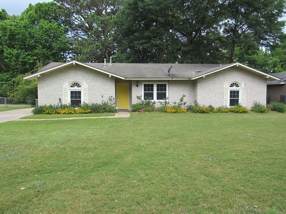 1st image of 1225 Lyman Ct