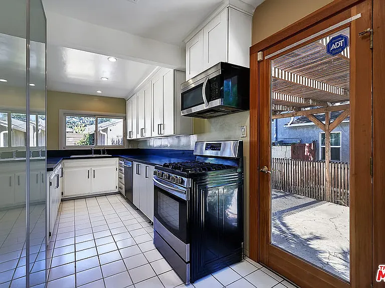 7907 Reading Ave — Photo 22