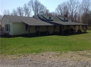 435 W Hill Rd, New Hartford, CT 06057