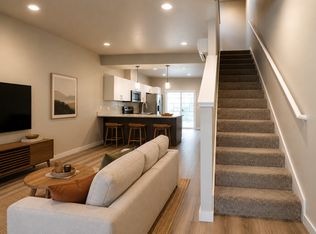200 Canyon Pkwy #E-06, Selah, WA 98942
