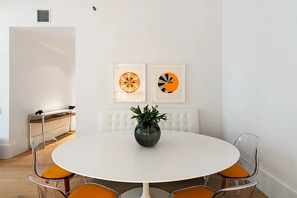 Rented by CORE | media 32