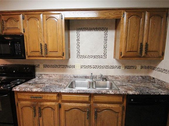 5th image of 2830 Townbluff Dr