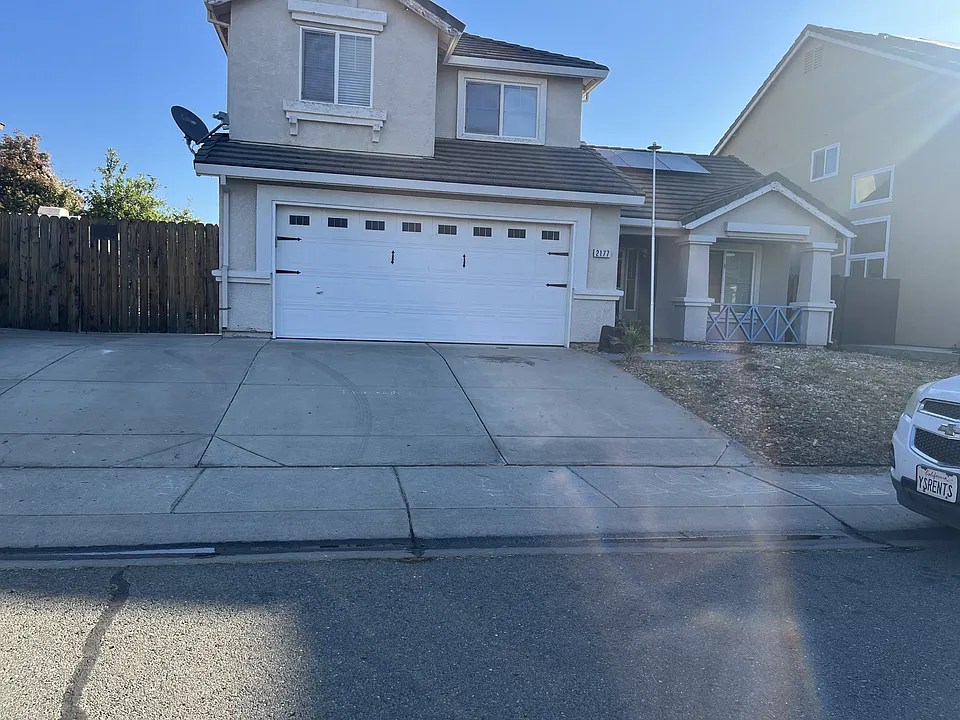 2177 Stonewater Dr