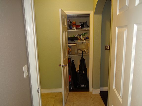 2nd image of 8539 W Gate Pkwy Unit 1422