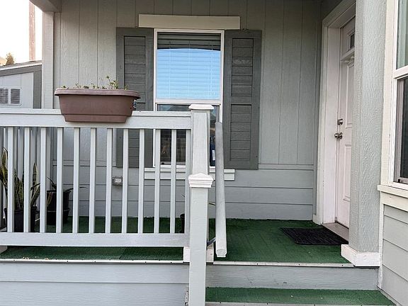 3rd image of 77 Romani Court