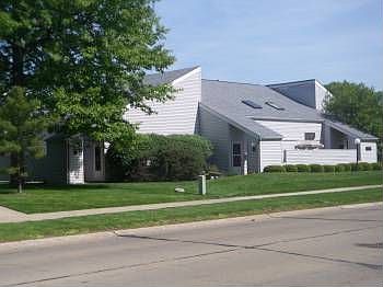 3rd image of 1555 Cedarwood Dr #19-H