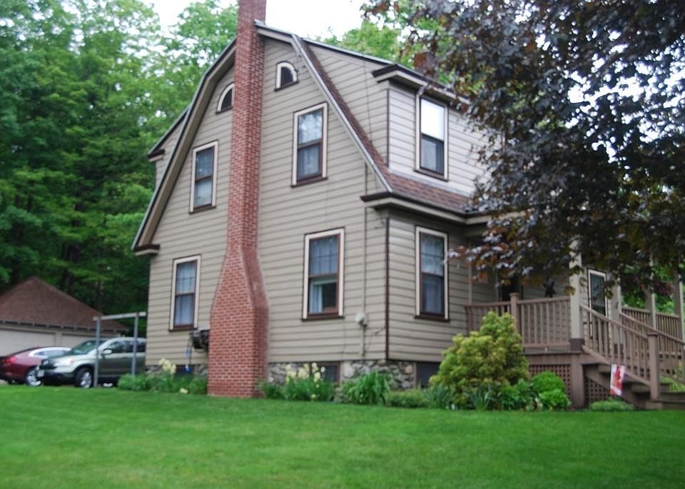 2nd image of 8 Summer St