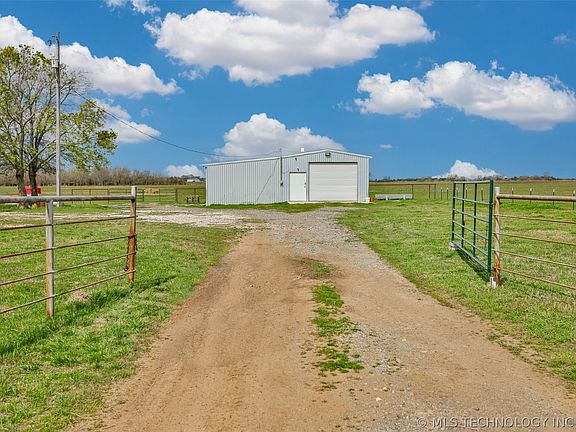 2nd image of 6429 Old Highway 69