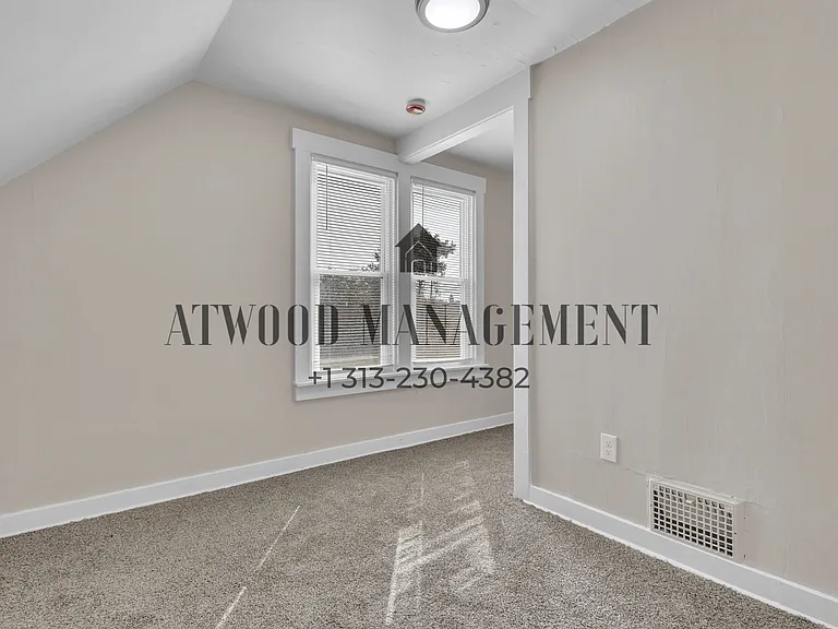 6439 Fischer Ave — Photo 4